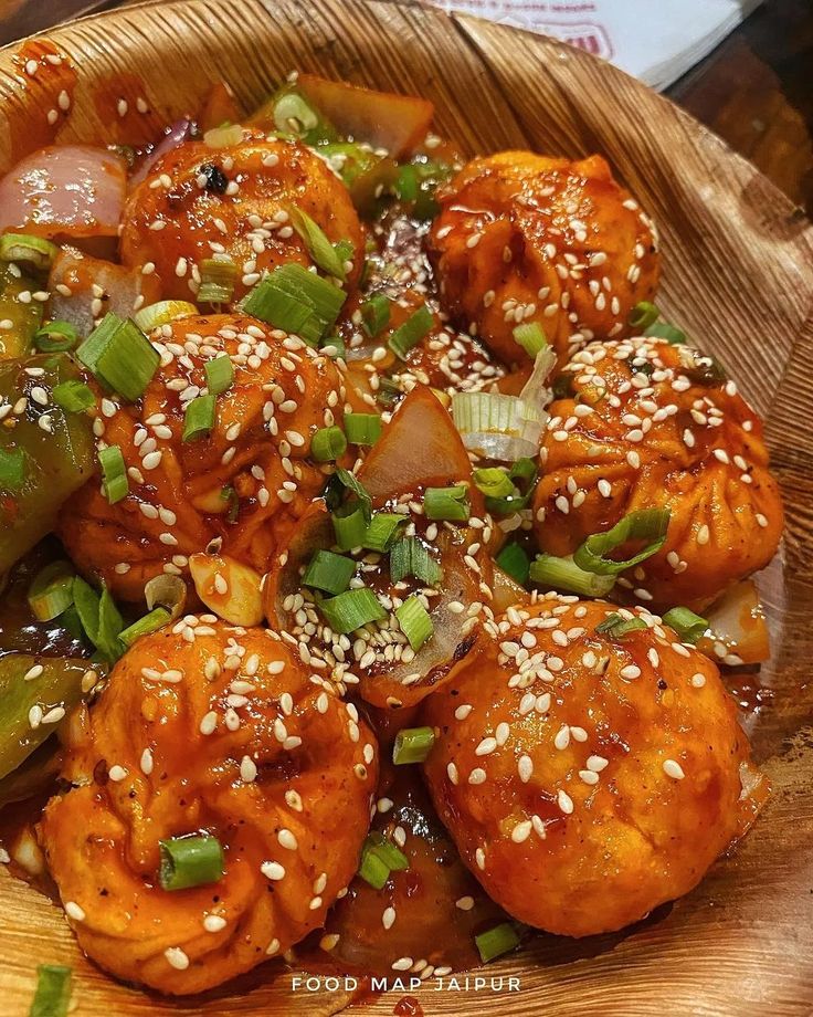 Honey Chilli Momos in sweet and spicy sauce